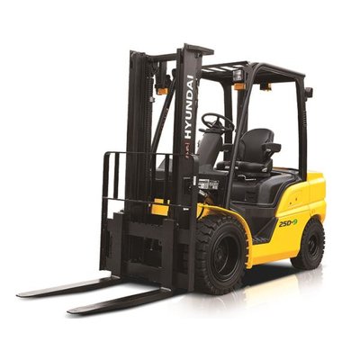 Forklift unloading pallets from a truck in Wickford SS11